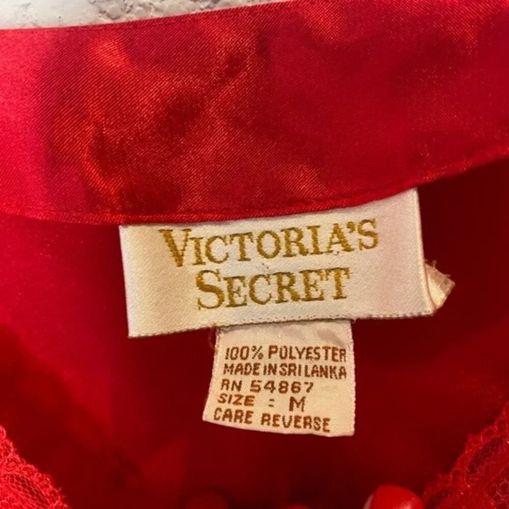 Victoria’s Secret Gold Label Red Lace Cropped Lingerie Chemise Top - Size M